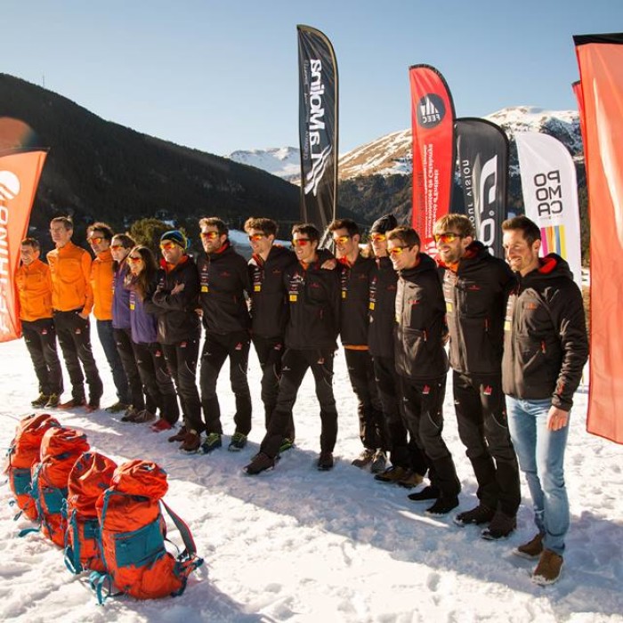 Ferrino con la Selección Catalana de Esquí de Montaña