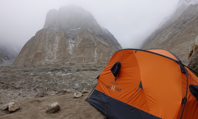Himalaya: strong wind on Gasherbrum I - es