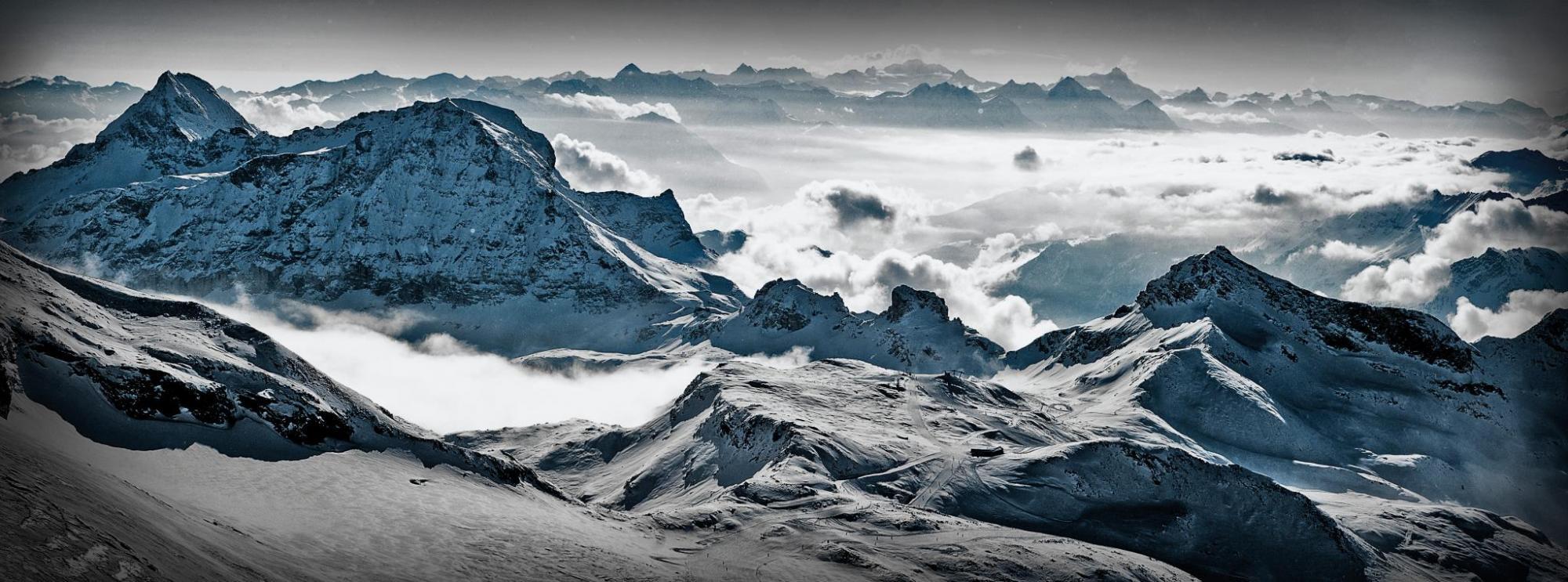 Himalaya: strong wind on Gasherbrum I - es